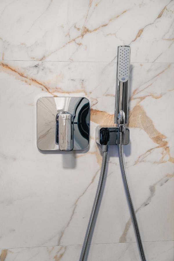 9 Nine - Luxury Apartments&Suites Belgrade Extérieur photo