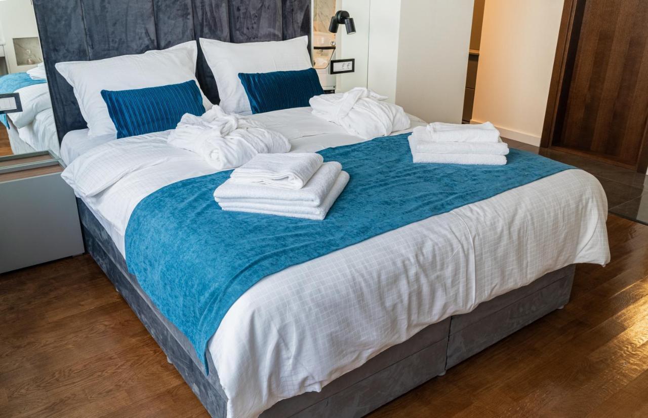 9 Nine - Luxury Apartments&Suites Belgrade Extérieur photo