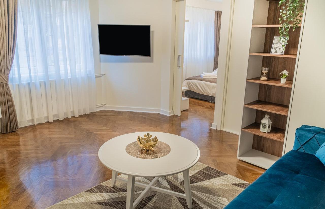 9 Nine - Luxury Apartments&Suites Belgrade Extérieur photo