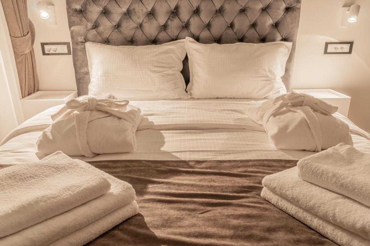 9 Nine - Luxury Apartments&Suites Belgrade Extérieur photo