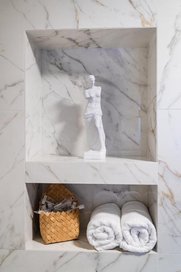 9 Nine - Luxury Apartments&Suites Belgrade Extérieur photo