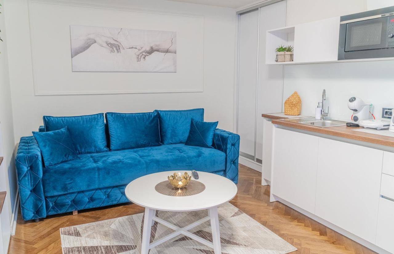 9 Nine - Luxury Apartments&Suites Belgrade Extérieur photo