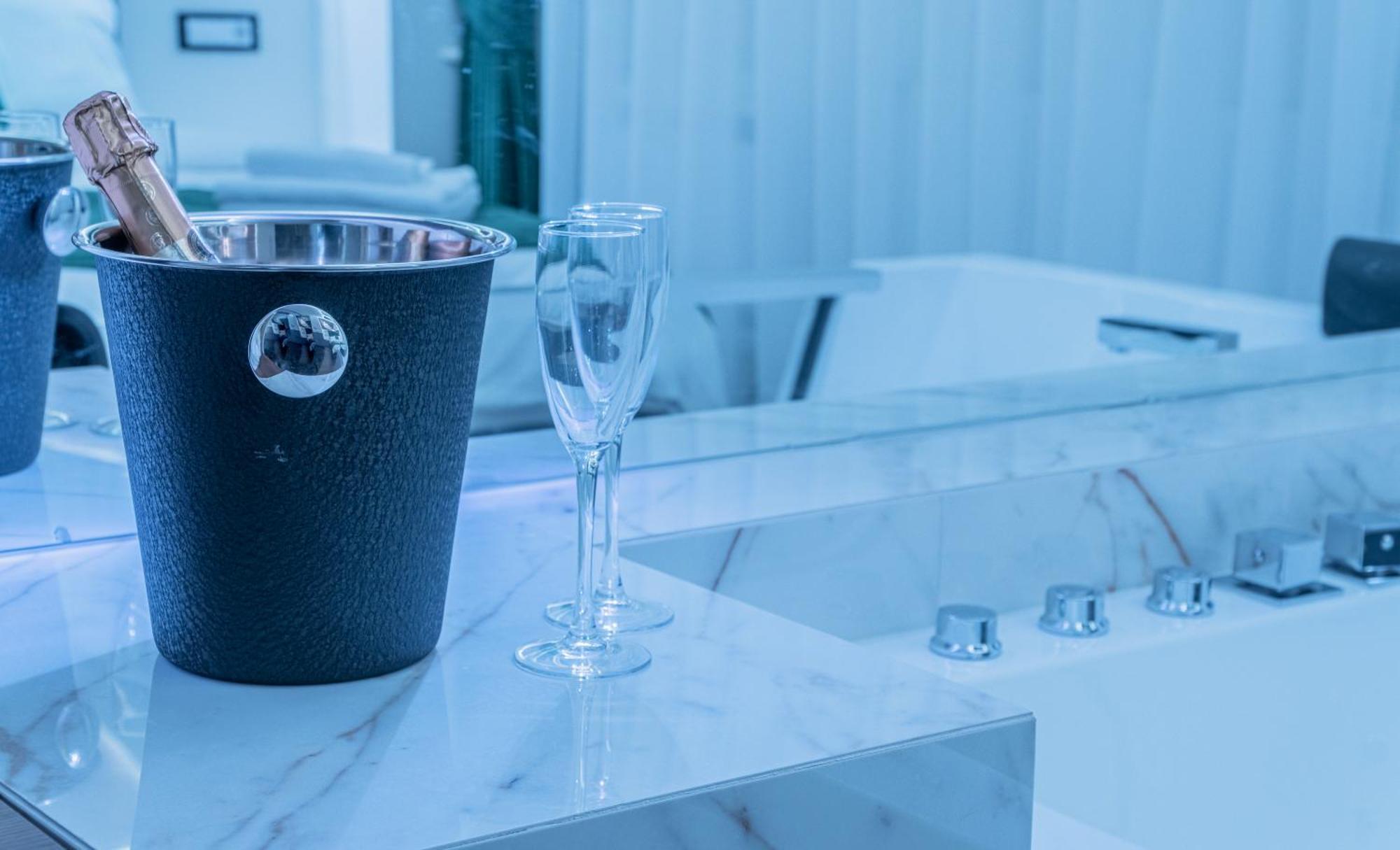 9 Nine - Luxury Apartments&Suites Belgrade Extérieur photo