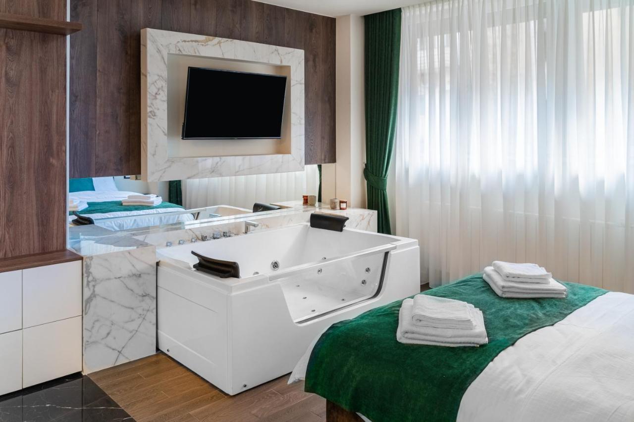9 Nine - Luxury Apartments&Suites Belgrade Extérieur photo